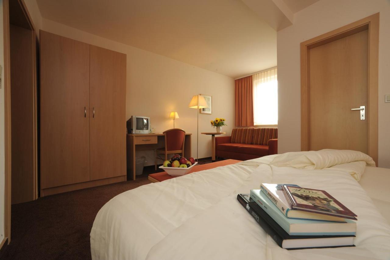 Luebsche Thorweide Otel Wißmar Dış mekan fotoğraf